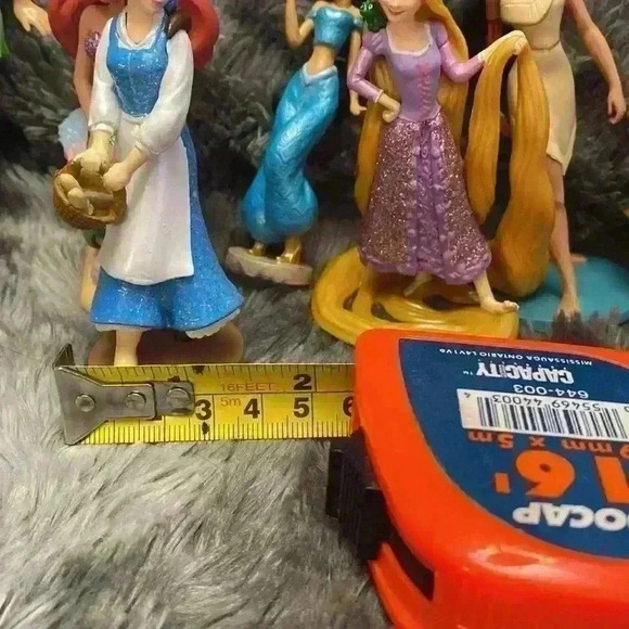 Disney  Princess Figurines - Set of 7 - Picture 12 of 12